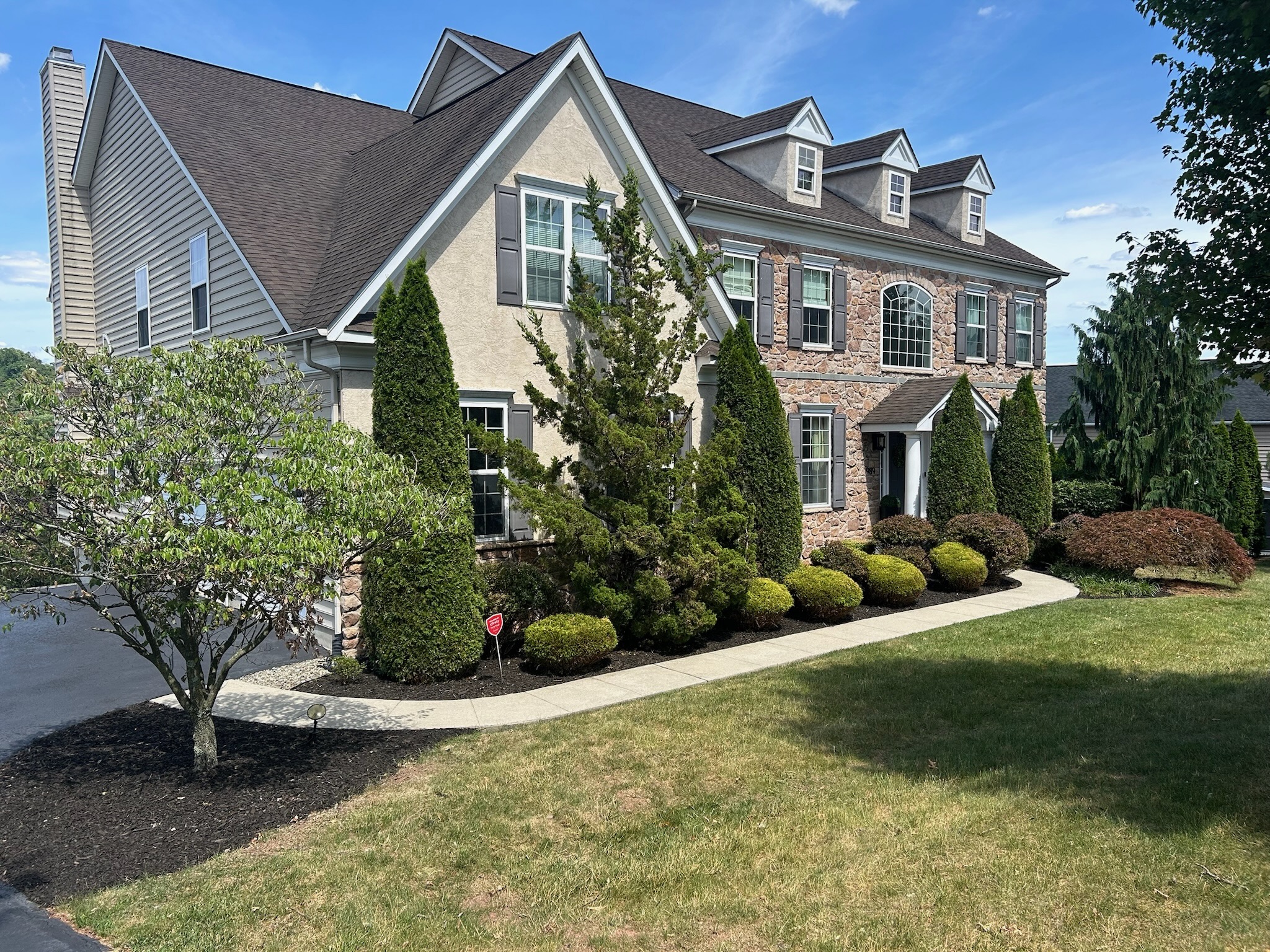 Landscaped property in Pottstown